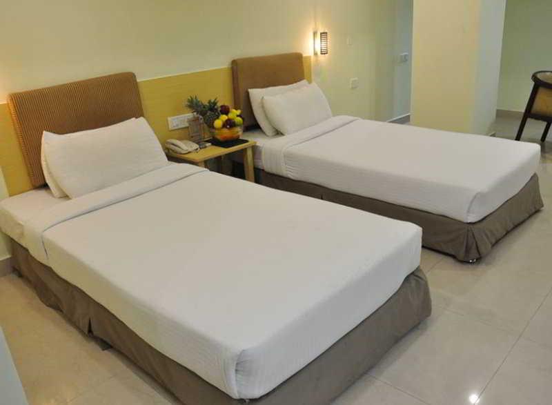 Super Townhouse Ameerpet Balkampet Road Haïdarabad Extérieur photo