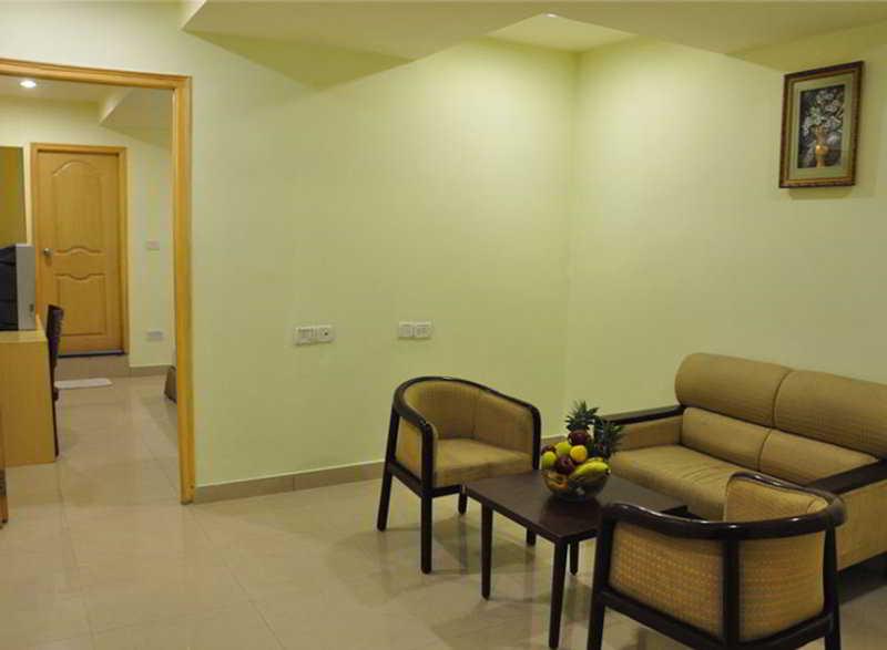 Super Townhouse Ameerpet Balkampet Road Haïdarabad Extérieur photo